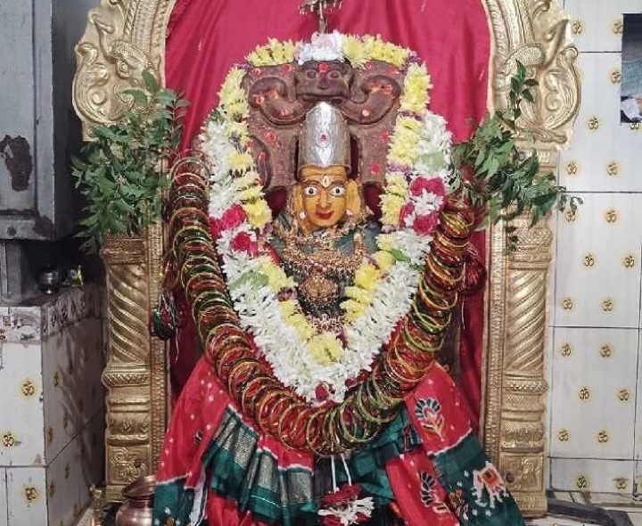 అమ్మవారికి కార్తీక మాస ప్రత్యేక పూజలు