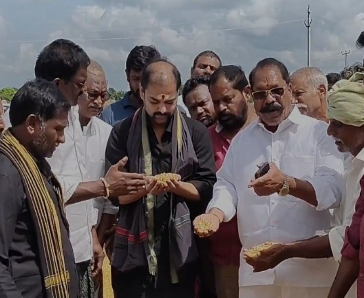 రైతులను పరామర్శించిన మాజీ ఎమ్మల్యే