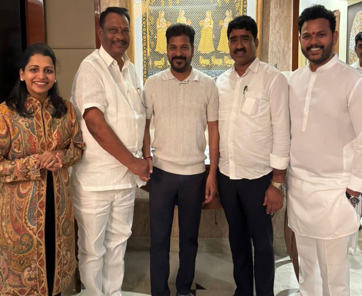 తెలంగాణ సీఎం రేవంత్ రెడ్డిని కలిసిన ఆంధ్ర ఎమ్మెల్యేలు