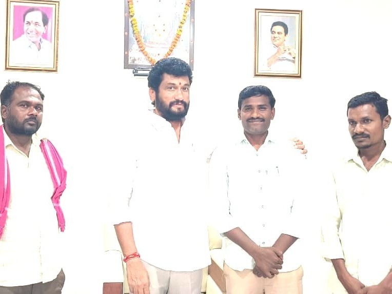 స్వచ్ఛంద సంస్థల సేవలు అభినందనీయం: MLA