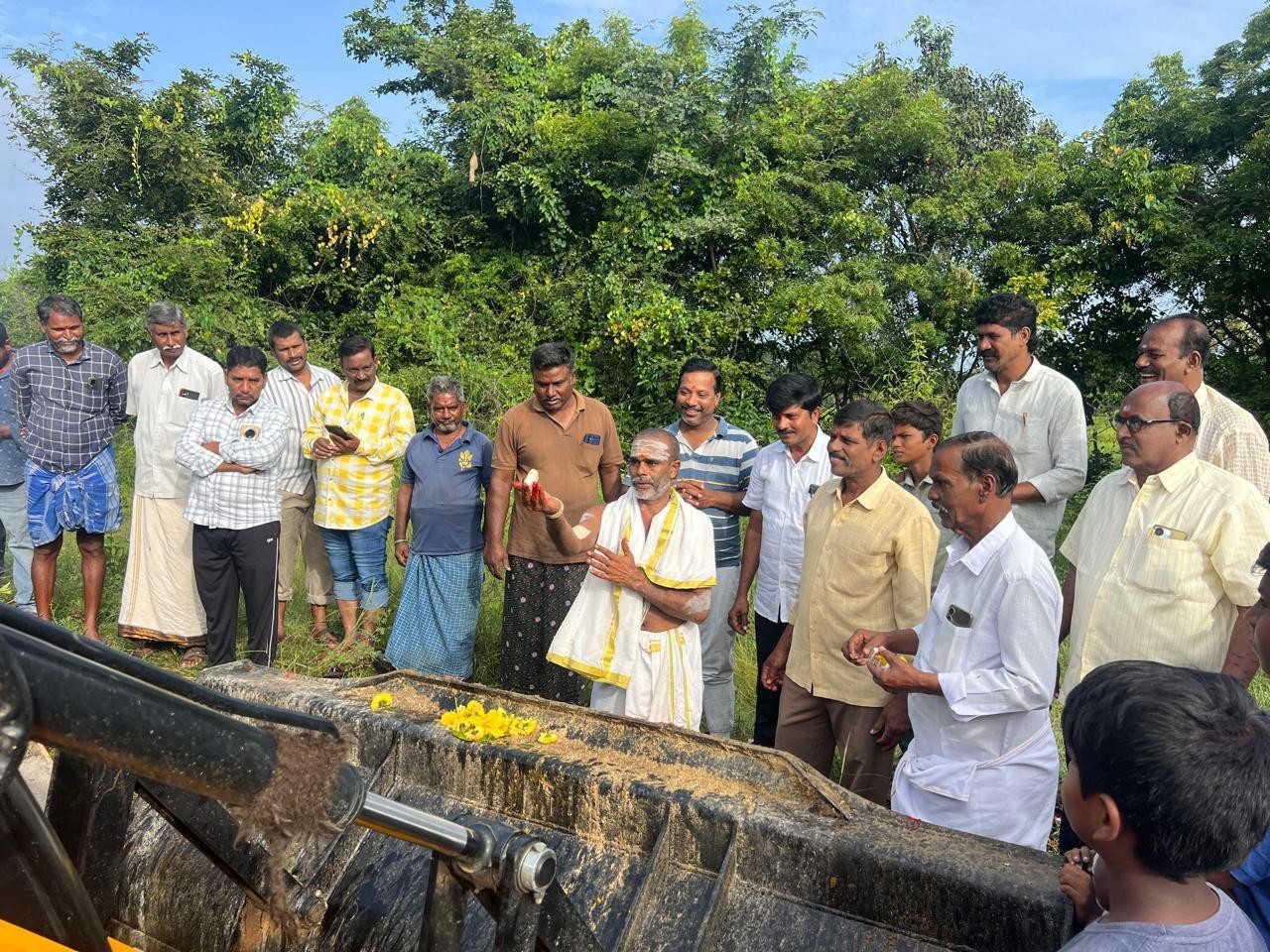 చిన్నగొట్టిగల్లు చెరువుకు మరమ్మతులు