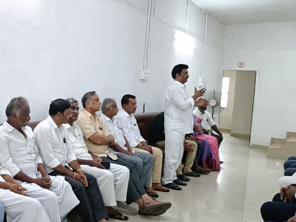 మెడికల్ కాలేజీల ప్రైవేటీకరణకు అడ్డుకుంటాం: YCP