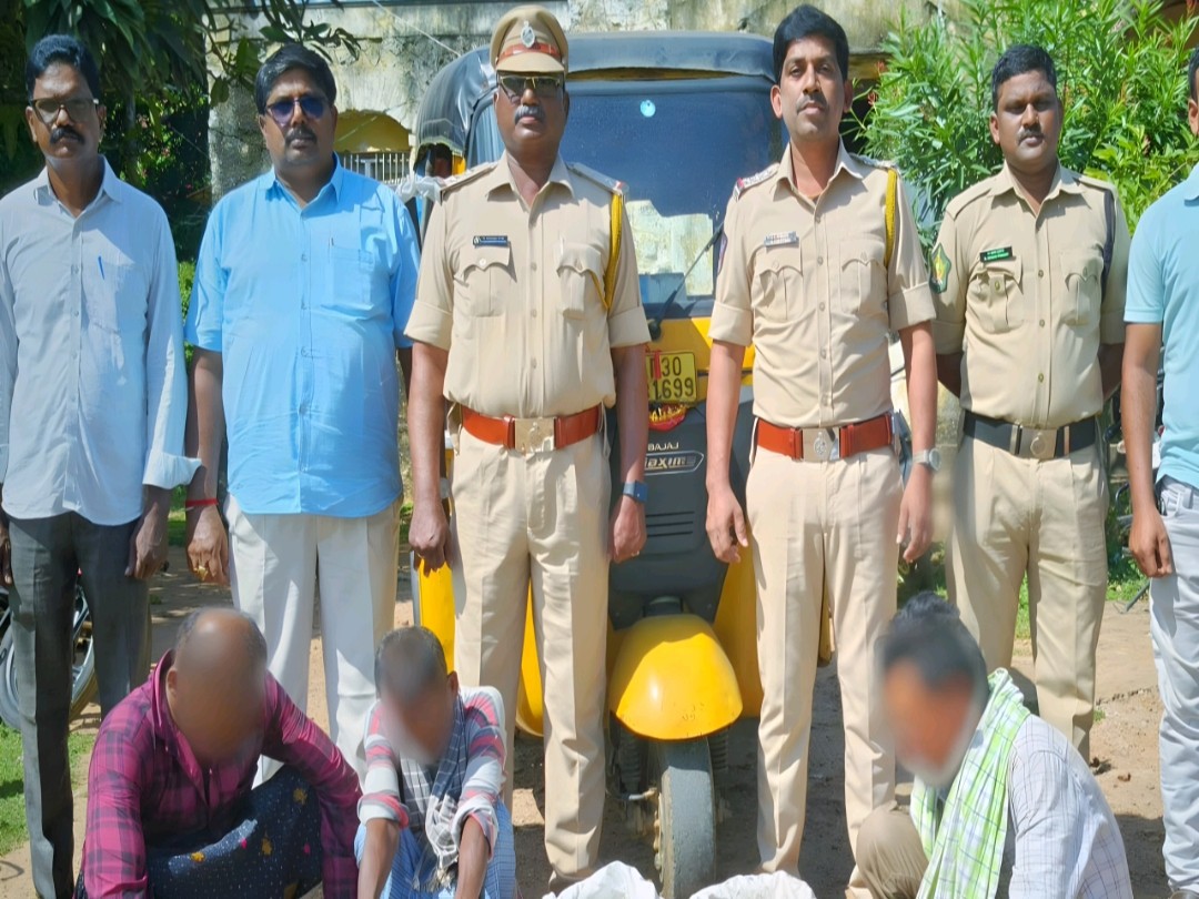 50 లీటర్ల నాటు సారా పట్టి వేత