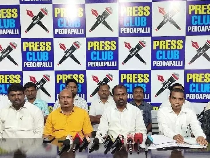 ‘ఉపాధ్యాయ ఎమ్మెల్సీ శ్రీపాల్ రెడ్డి అవినీతిపై విచారణ జరపాలి’
