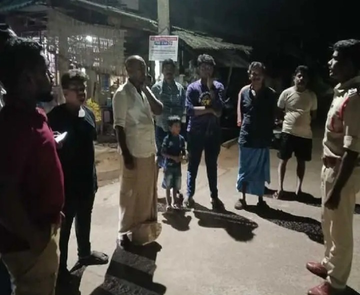 మందస తీర ప్రాంత ప్రజలు జాగ్రత్తలు తీసుకోవాలి: SI