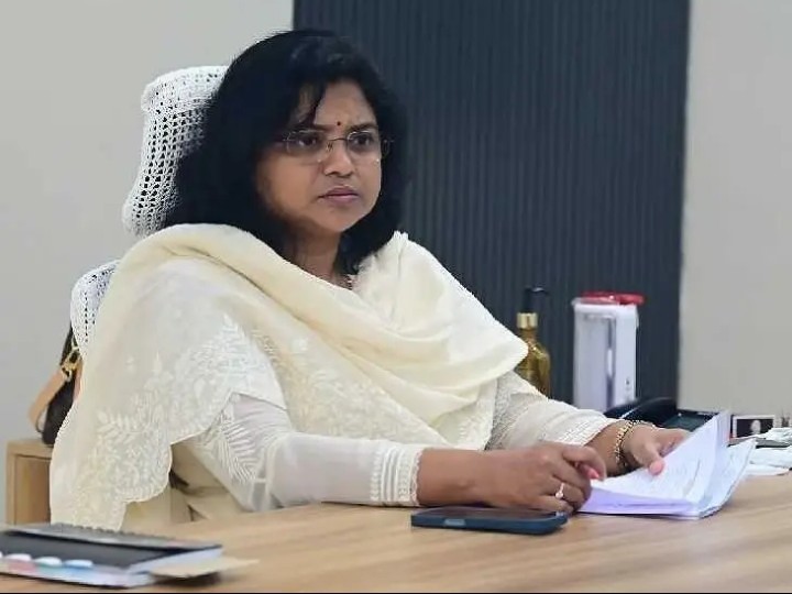 ‘మొంథా’ తుఫాన్.. నేటి పీజీఆర్ఎస్ రద్దు