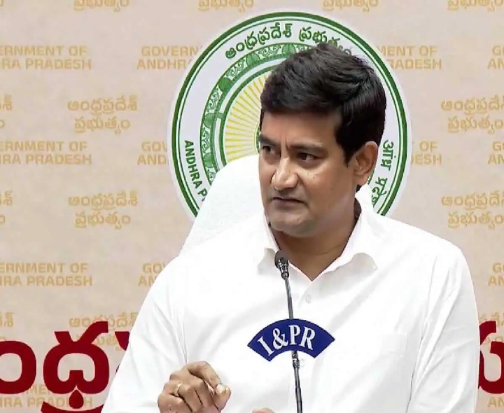 ‘తుఫాన్‌పై అప్రమత్తంగా ఉండాలి’