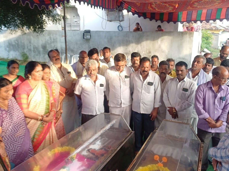 శివాయ పల్లికి చేరుకున్న మృతదేహాలు