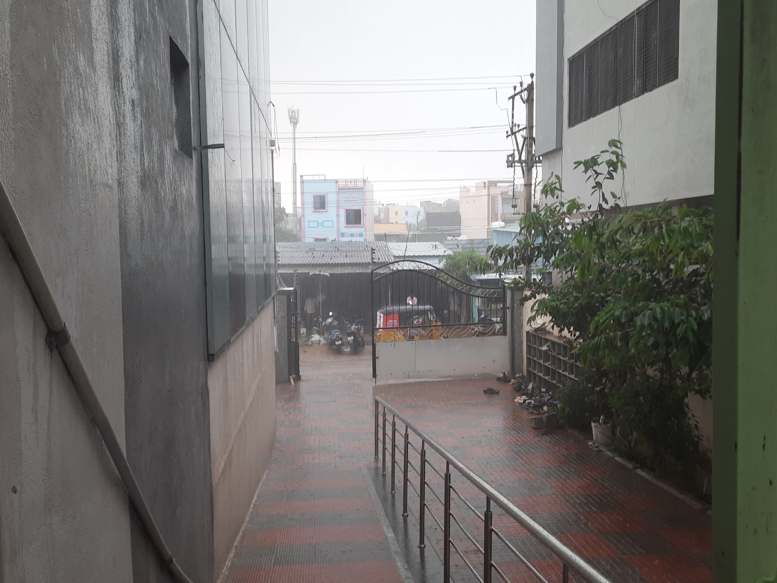 గుంతకల్లు పట్టణంలో భారీ వర్షం