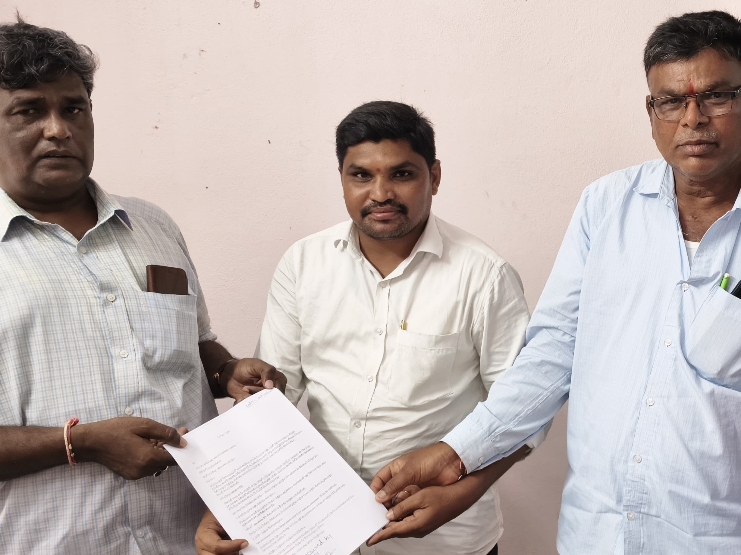 ‘నిజమైన అర్హులకే ఇళ్లు కేటాయించాలి’