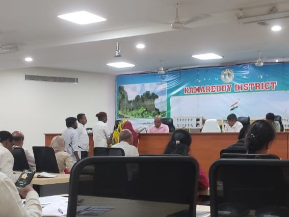 ఫిర్యాదులను సత్వరమే పరిష్కరించాలి