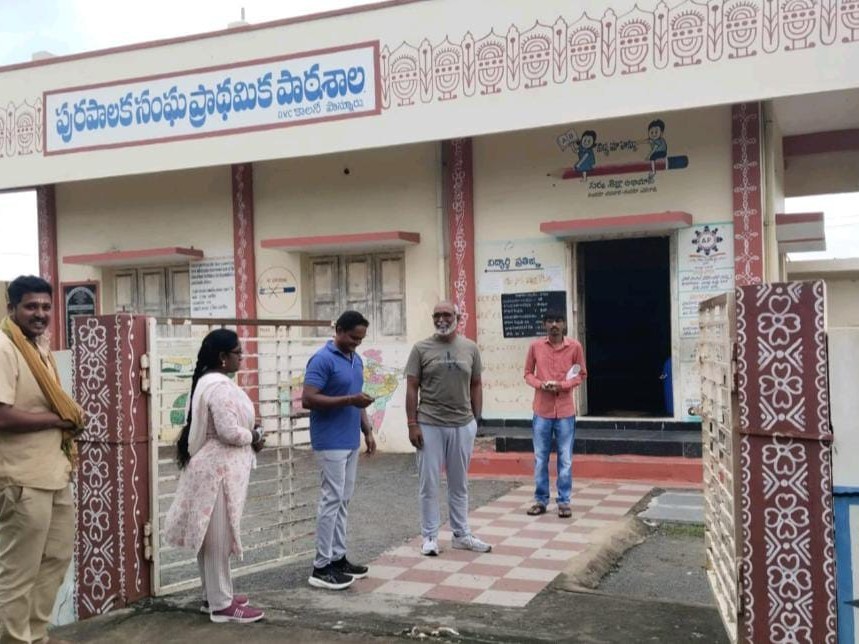 పొన్నూరులో పునరావాస కేంద్రాల పరిశీలన