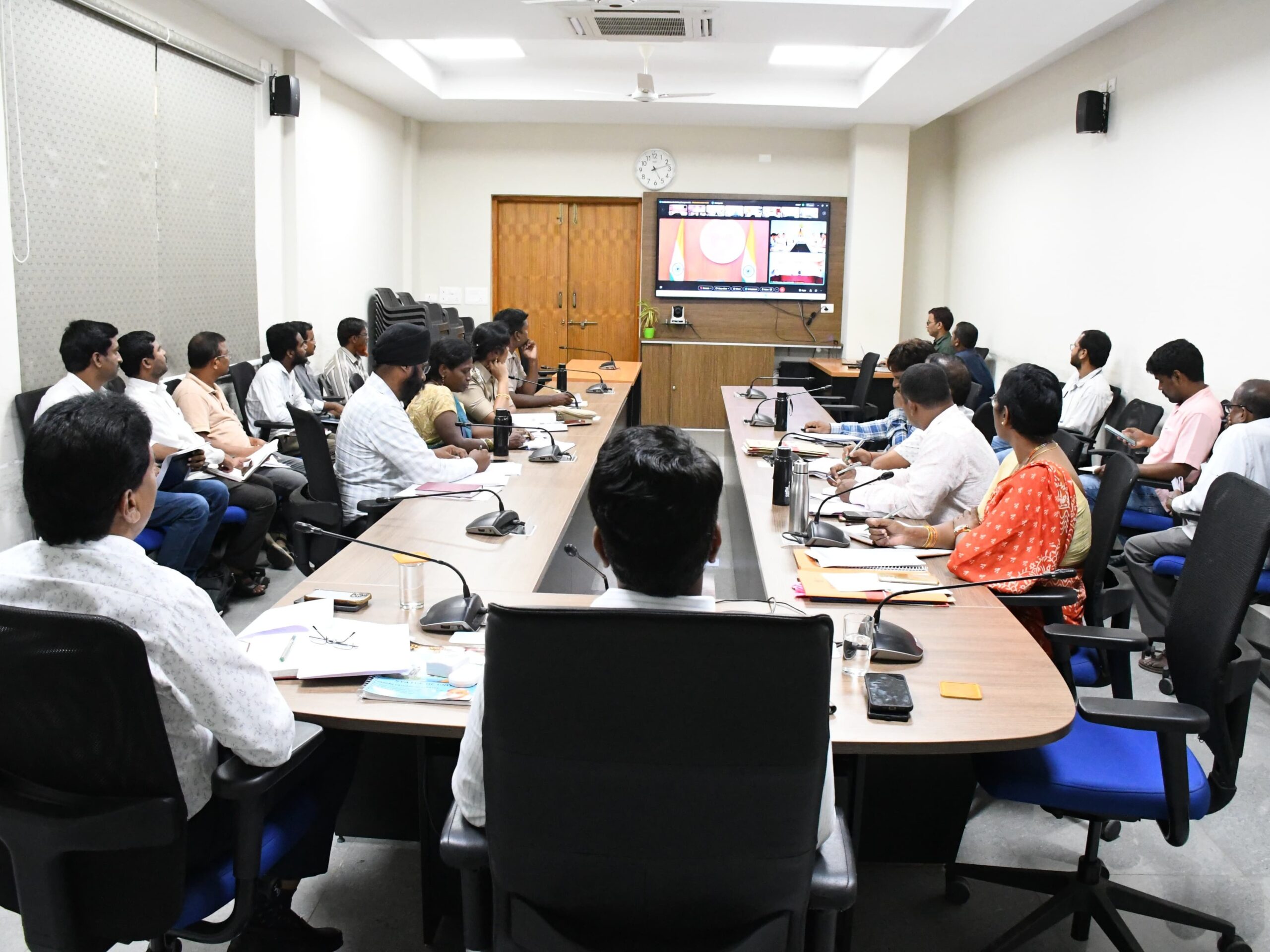 ‘రాబోయే మూడు రోజుల్లో అధికారులు అప్రమత్తంగా ఉండాలి’