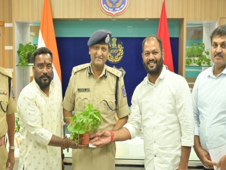 నిందితుల అరెస్టుపై రాచకొండ పోలీసులకు అభినందనలు