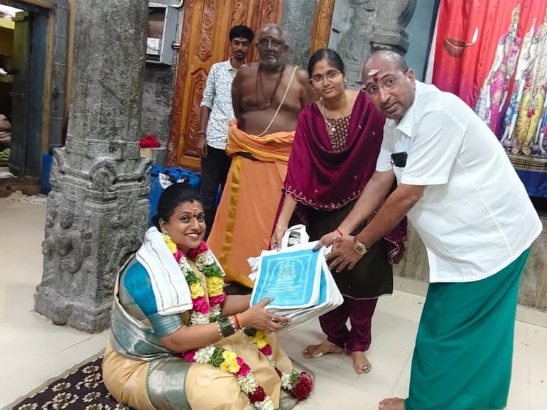 సుబ్రహ్మణ్య స్వామి సేవలో రోజా