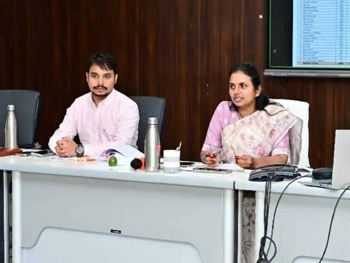 ‘ఇళ్ల నిర్మాణాలను వేగవంతం చేయాలి’