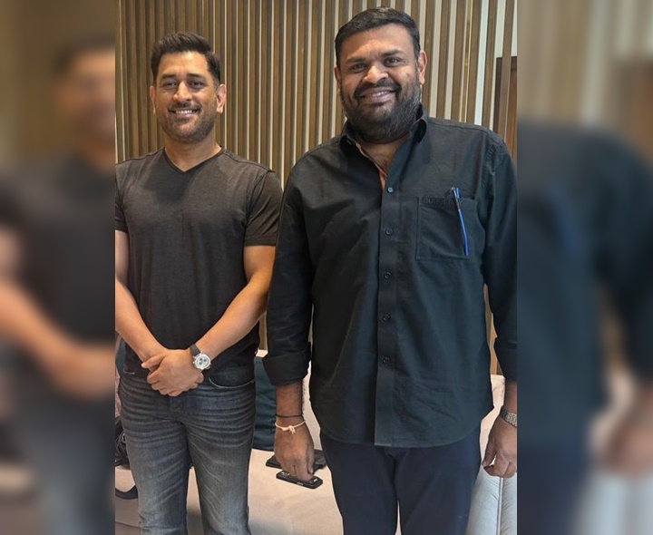 ధోనిని కలిసిన శ్రీకాళహస్తి ఎమ్మెల్యే బొజ్జల