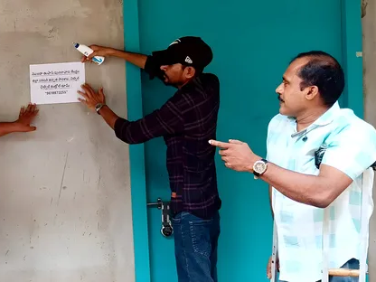 తుఫాన్ నేపథ్యంలో పునరావాస కేంద్రం ఏర్పాటు
