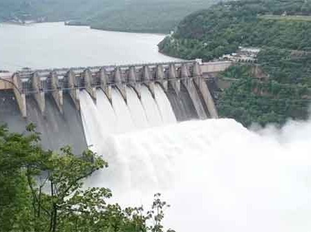 ప్రధాన జలాశయాల్లో స్వల్పంగా పెరిగిన నీటి మట్టం