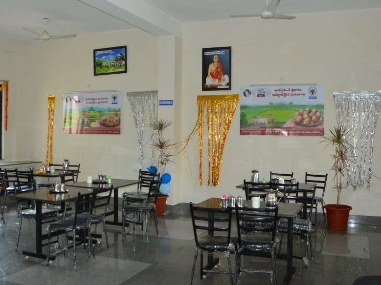 మహిళా శక్తి క్యాంటీన్లపై అవగాహనకు స్పెషల్ టీం..!