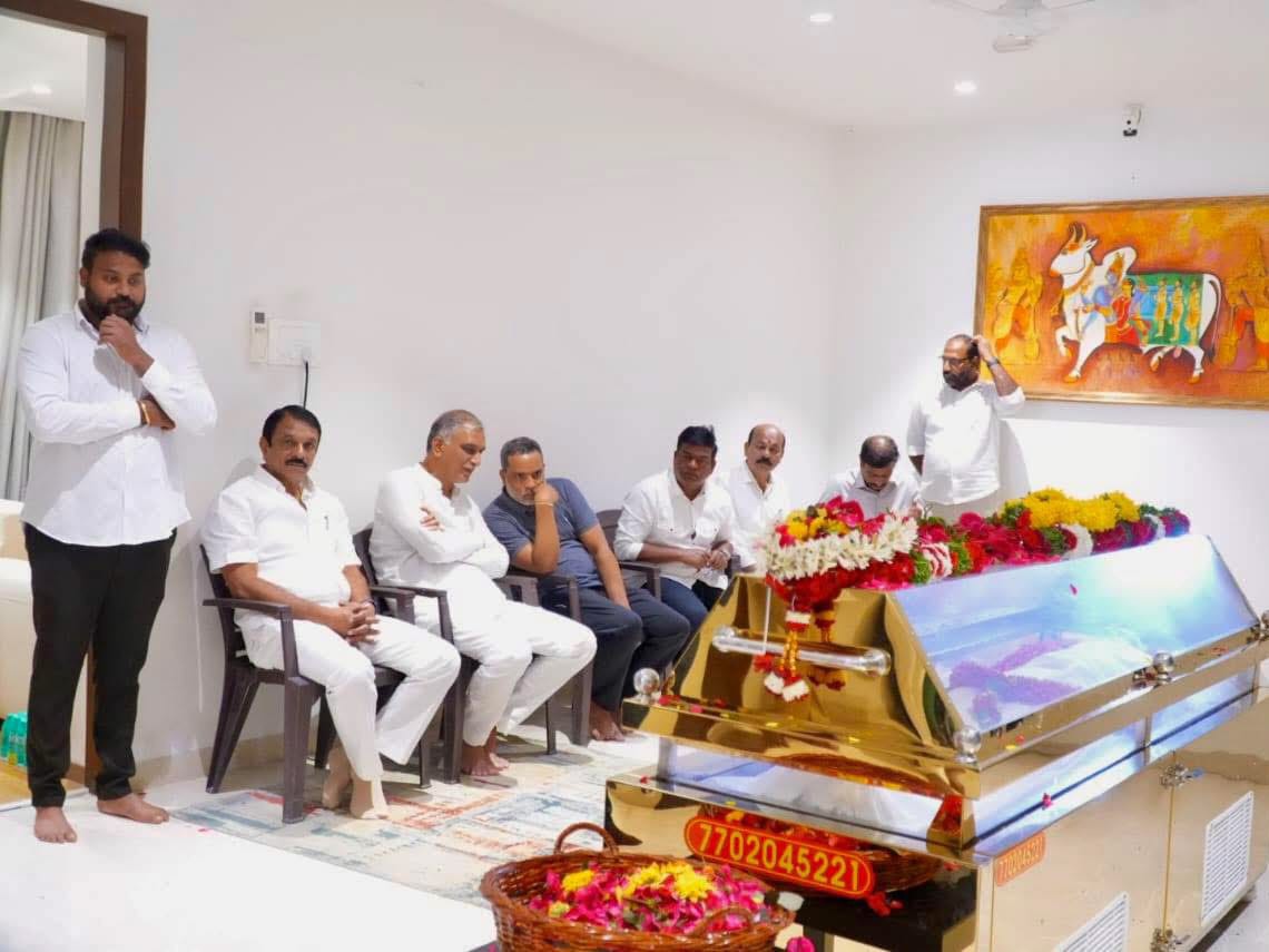 హరీష్ రావును పరామర్శించిన ఎమ్మెల్యే