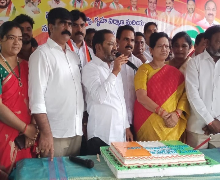 మంత్రి పుట్టినరోజు సందర్భంగా అన్నదానం: ఎమ్మెల్యే