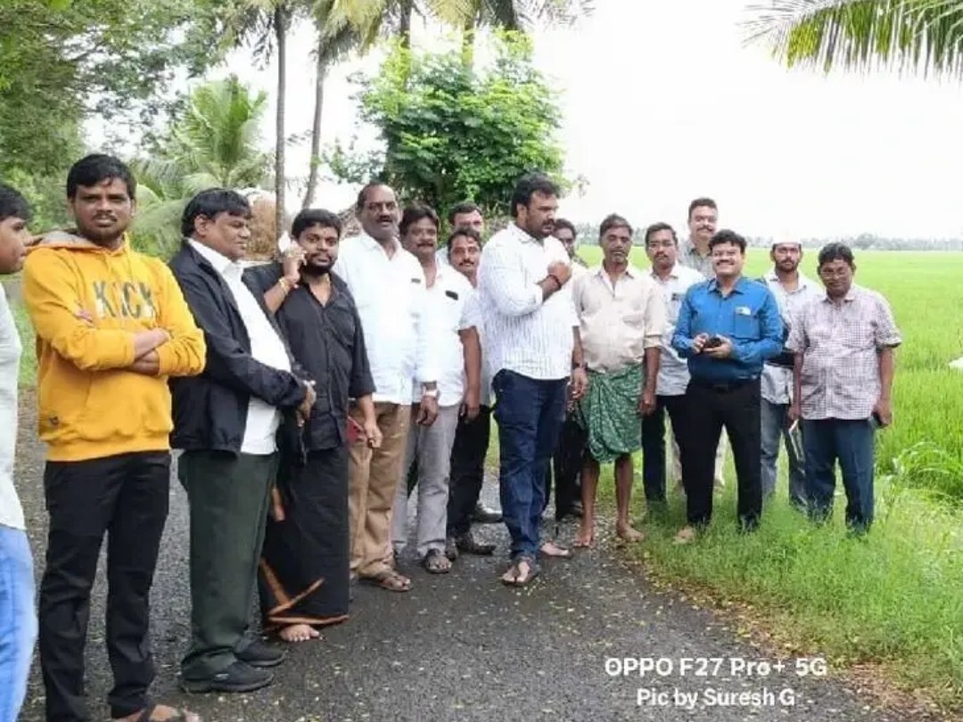 అత్తిలి మండలంలో పర్యటించిన అధికారులు