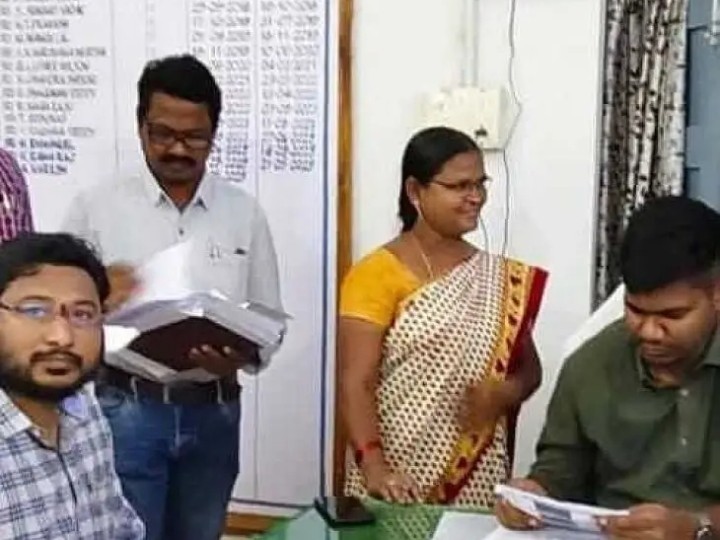 మణుగూరు తహసీల్దార్ కార్యాలయాన్ని సందర్శించిన పీవో