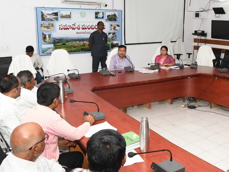 సీఎంఆర్ సరఫరా వేగవంతం చేయాలి: కలెక్టర్