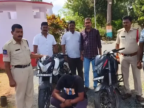 గంజాయి విక్రేతలపై టాస్క్ ఫోర్స్ పోలీసుల దాడి