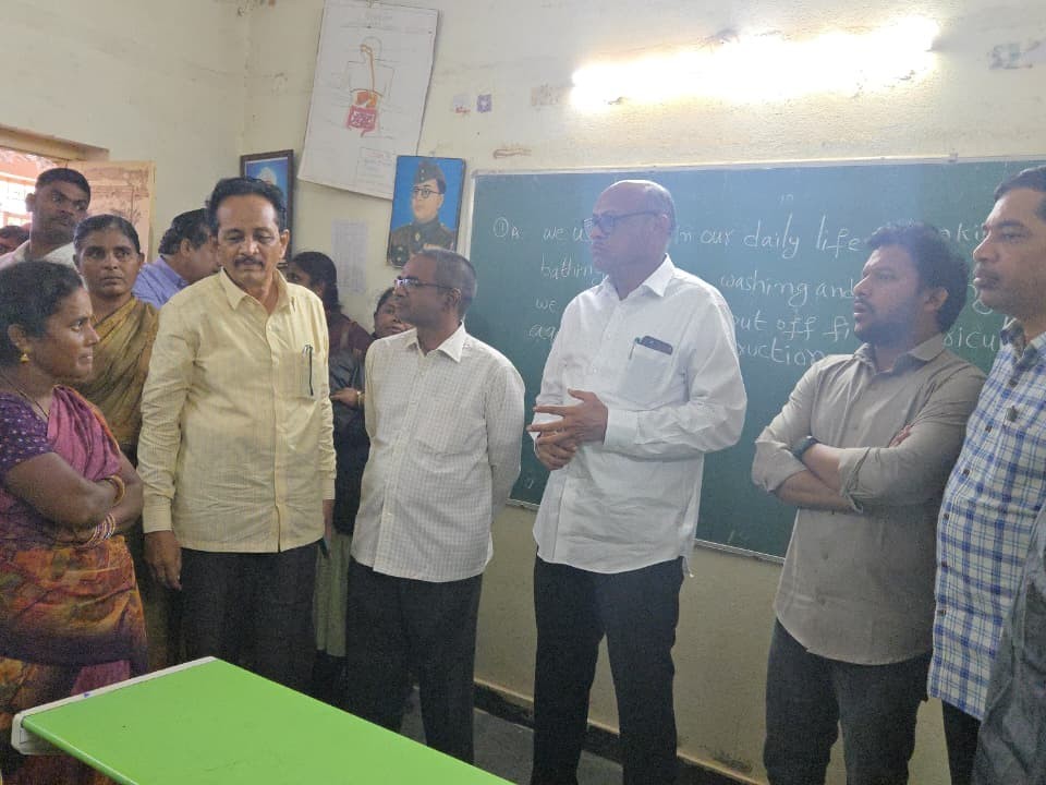 చెంచు కుటుంబాలకు పునరావాసం