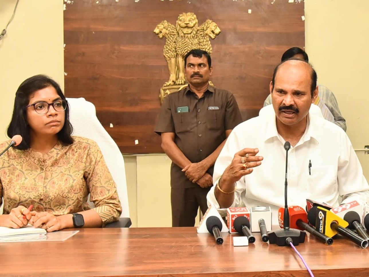 ‘రైతులని ఆదుకుంటాం’