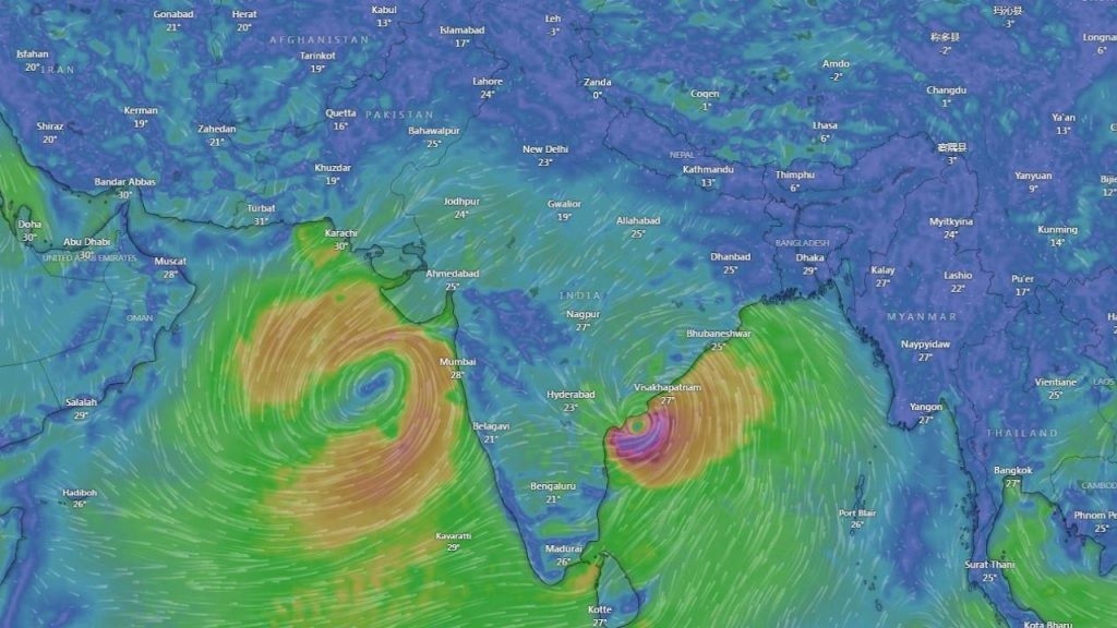 తీరాన్ని తాకిన మొంథా తుఫాన్