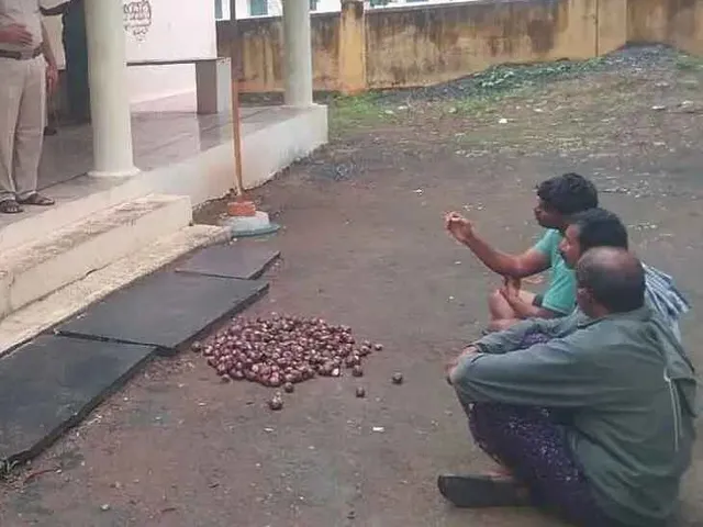 MRO కార్యాలయం ఎదుట రైతుల నిరసన