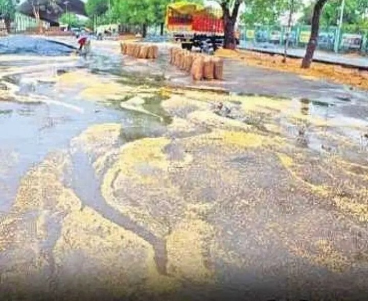 కష్టమంతా వర్షార్పణం.. అన్నదాతల కన్నీరు!