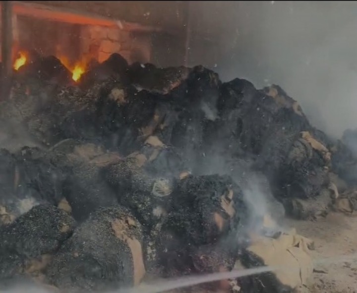 ఎమ్మిగనూరు మార్కెట్ యార్డులో భారీ అగ్ని ప్రమాదం