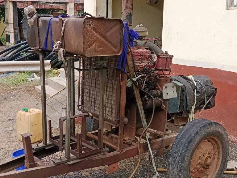 తుప్పు పట్టిన జనరేటర్‌తో కాలయాపన