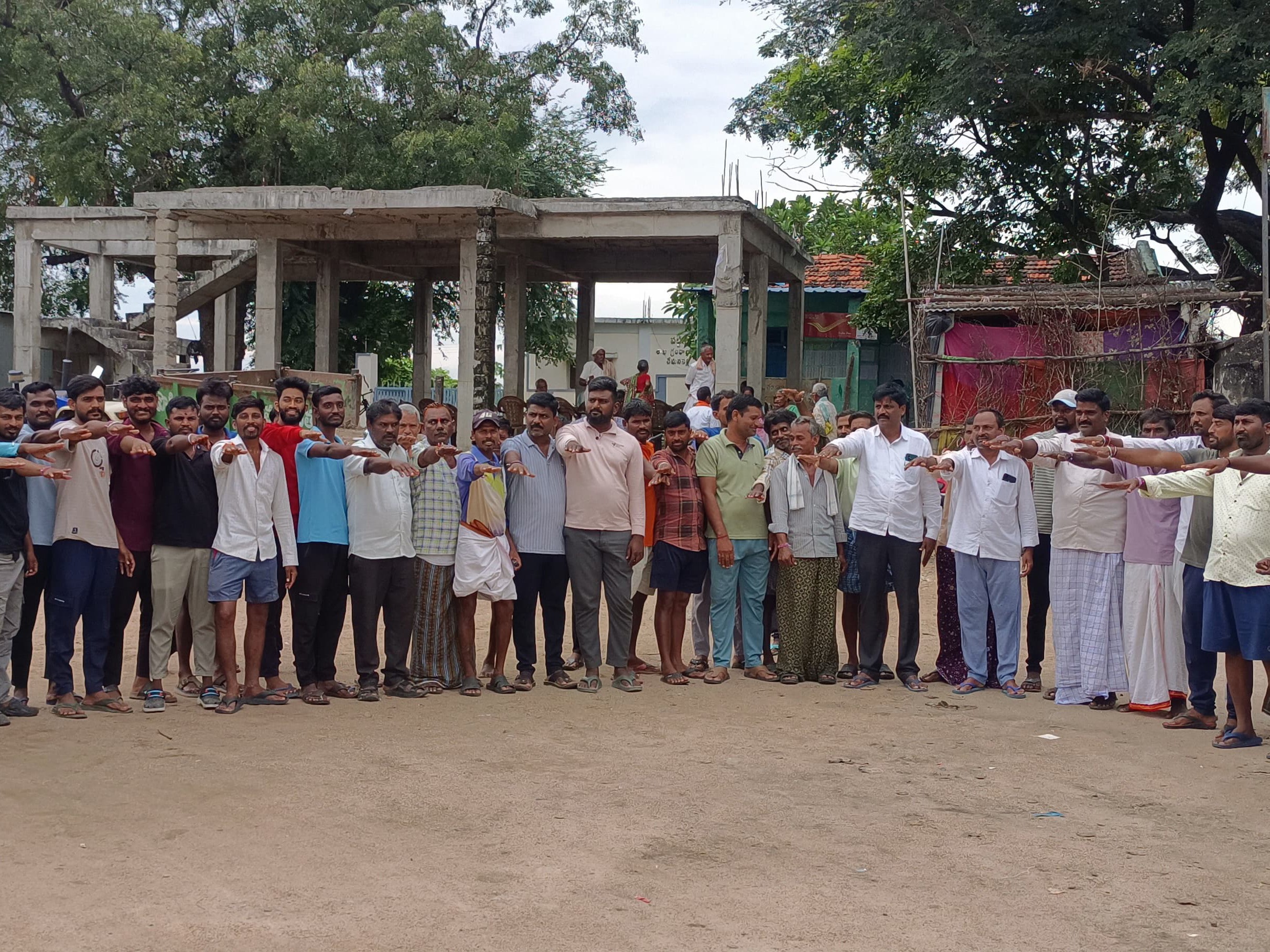 వేమనపల్లిలో గుడుంబా పూర్తిగా నిషేధిస్తూ ఏకగ్రీవ తీర్మానం