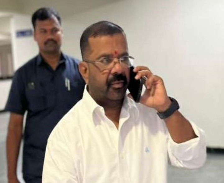 జిల్లా అధికారులతో పరిస్థితిని సమీక్షించిన ఎమ్మెల్యే