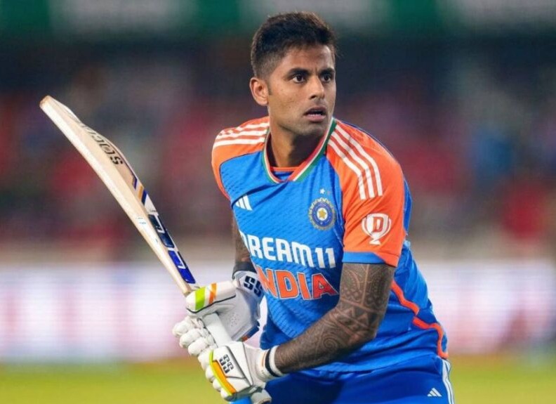 సూర్యకుమార్ యాదవ్ అరుదైన రికార్డ్