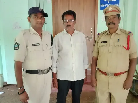 పెళ్లి పేరుతో మోసం చేసిన వంచకుడికి జీవితఖైదు