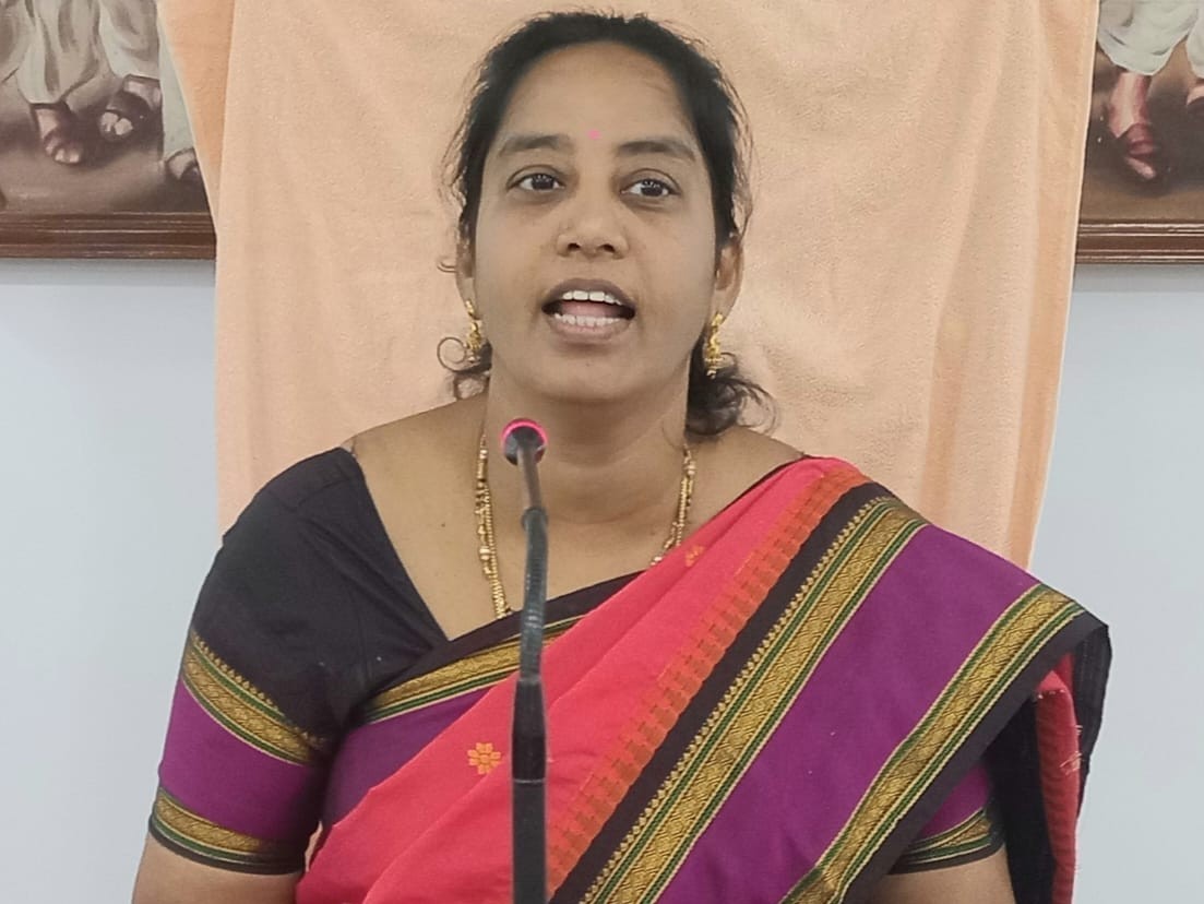 ‘సహాయ చర్యల్లో అధికారుల పాత్ర ప్రశంసనీయం’