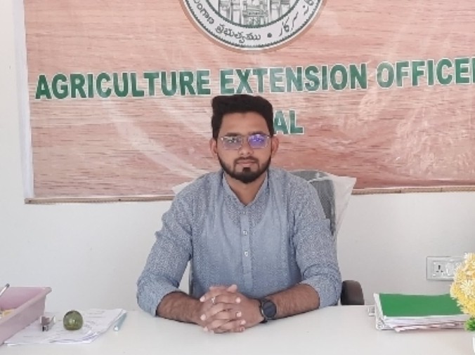 ‘పురుగు నివారణకు మందును స్ప్రే చేయాలి’