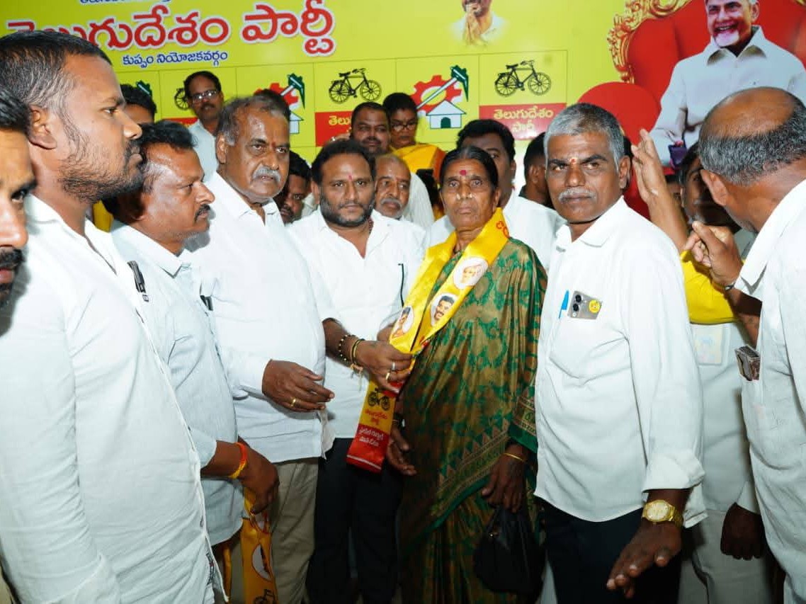 సంక్షేమ పథకాలు నచ్చి టీడీపీలోకి చేరిక