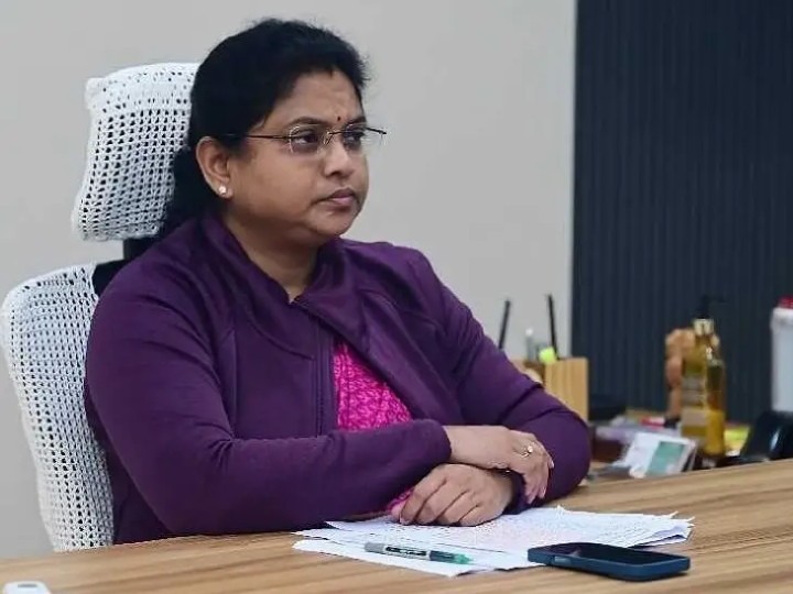 మొంథా తుపాన్ ప.గో. జిల్లాలో నష్టం వివరాలు ఇవే..