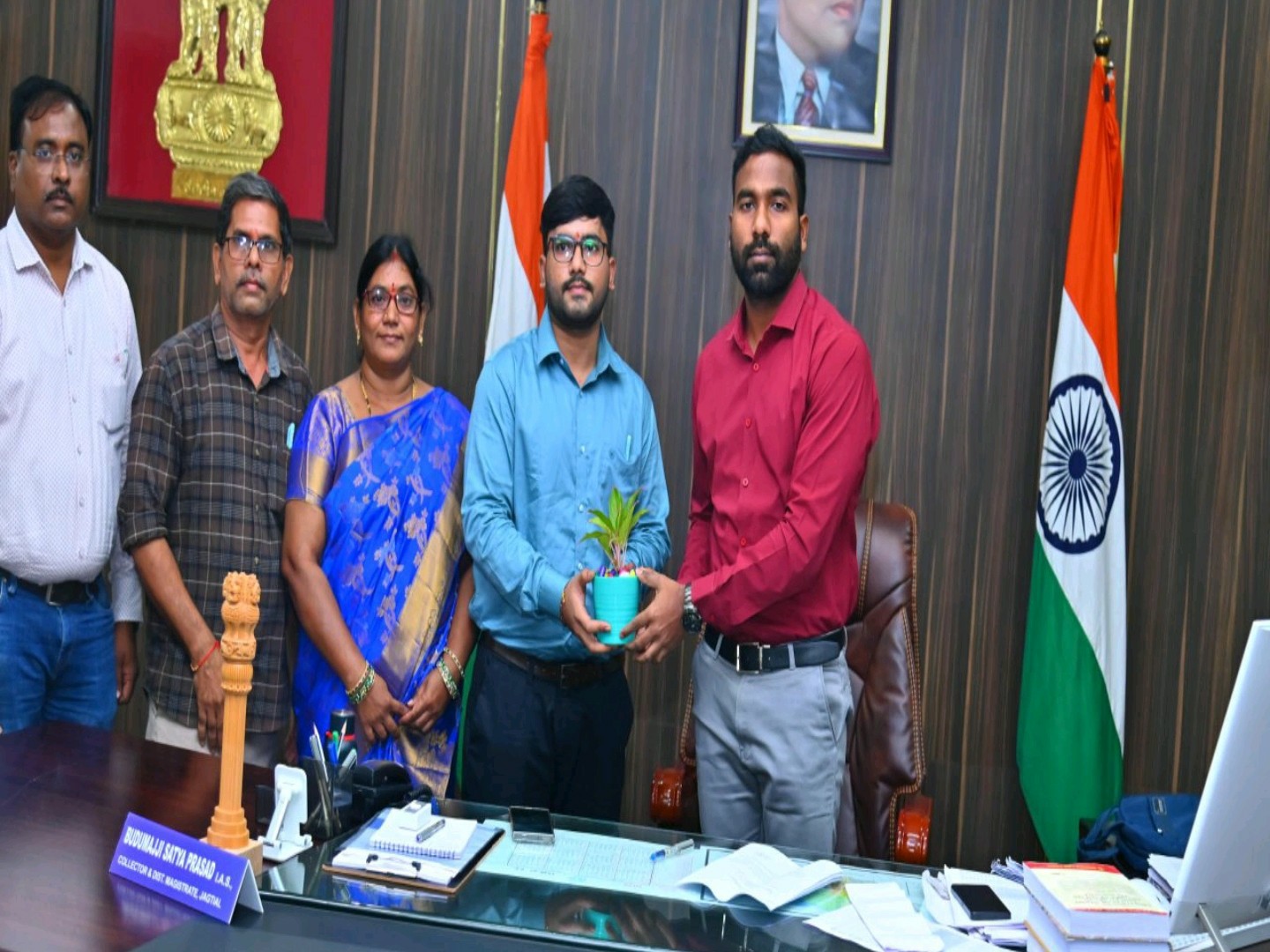 కలెక్టర్‌ను కలిసిన నూతన డీపీవో