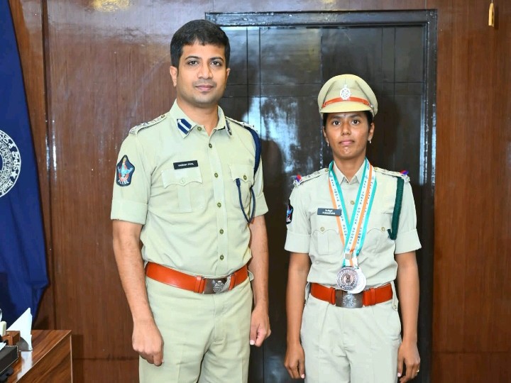 పోలీస్ శాఖకు పతకాలతో గుర్తింపు