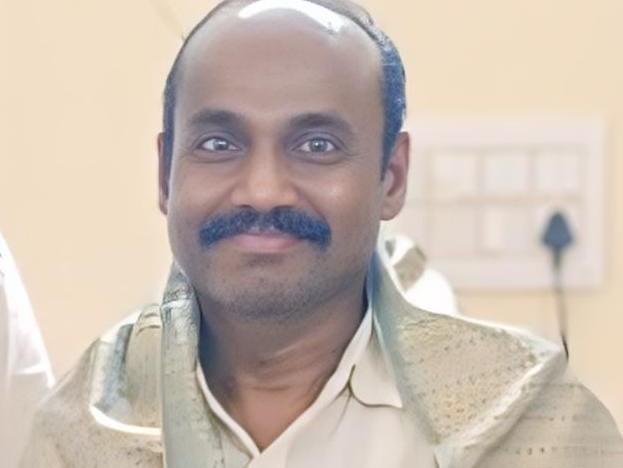 ప్రత్యేక ఆధార్ క్యాంపులు ఏర్పాటు