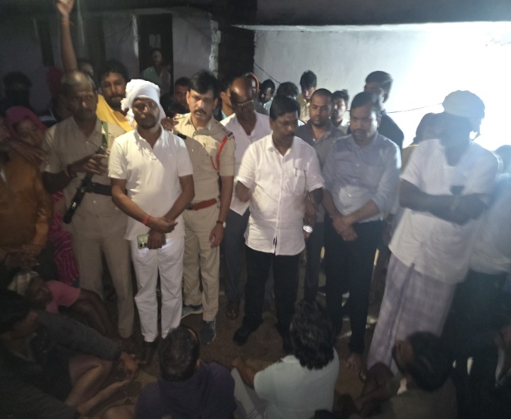 ప్రజలను పూర్తిస్థాయిలో ఆదుకుంటాం : ఎమ్మెల్యే