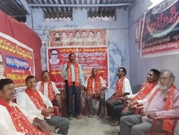 ‘మాస్టర్ల  కండిషన్‌ను యజమాన్యం విరమించుకోవాలి’